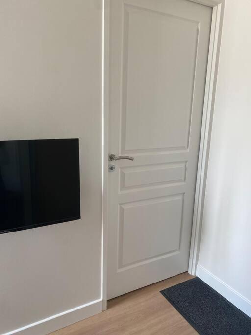 Superbe Studio Centre Ville * Clim * Wifi * Haut De Gamme * Ανγκουλέμ Εξωτερικό φωτογραφία